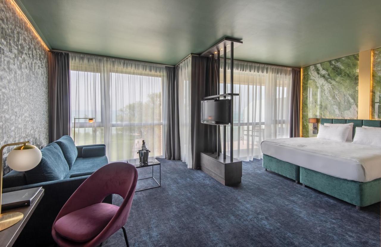 Hotel Azur Premium Siófok Extérieur photo