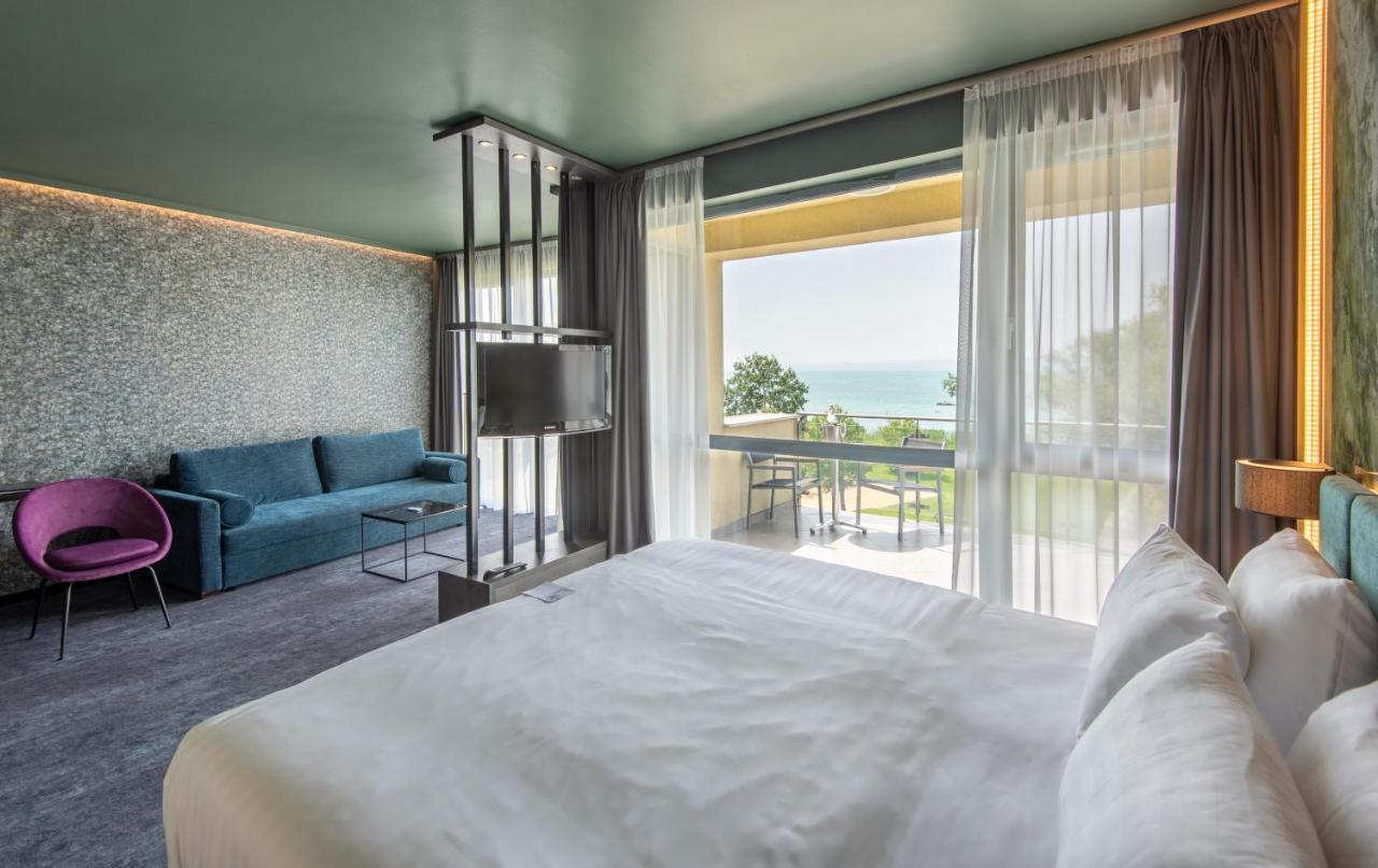 Hotel Azur Premium Siófok Extérieur photo