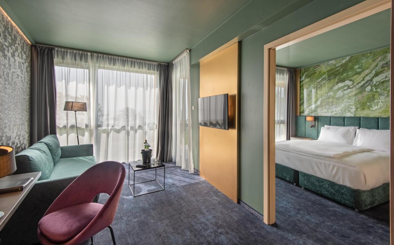 Hotel Azur Premium Siófok Extérieur photo