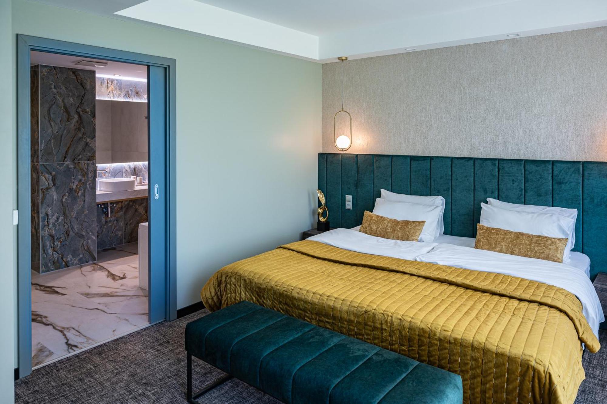 Hotel Azur Premium Siófok Extérieur photo