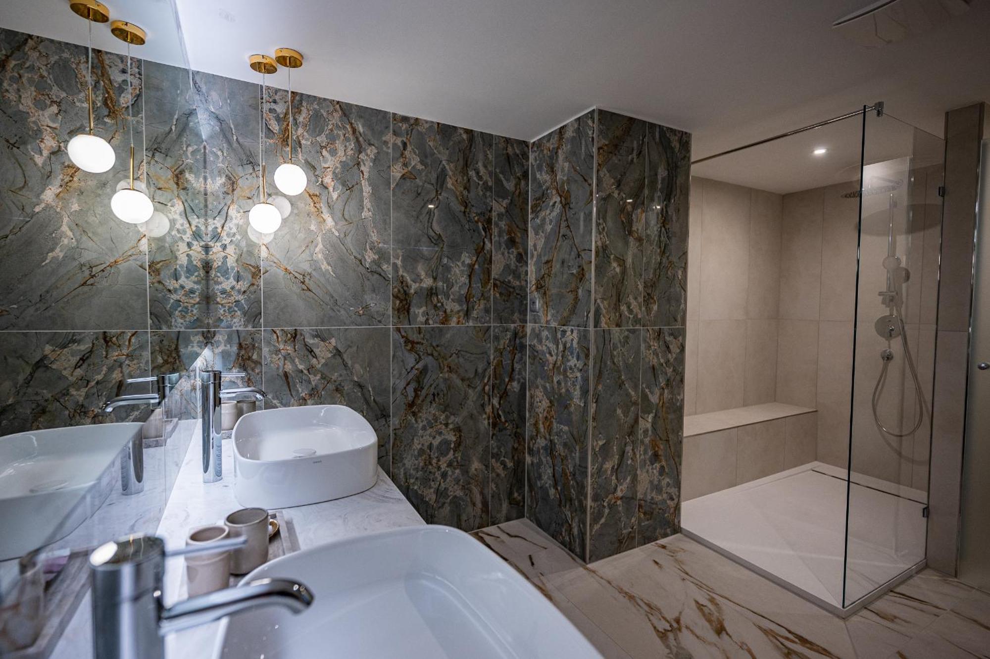 Hotel Azur Premium Siófok Extérieur photo