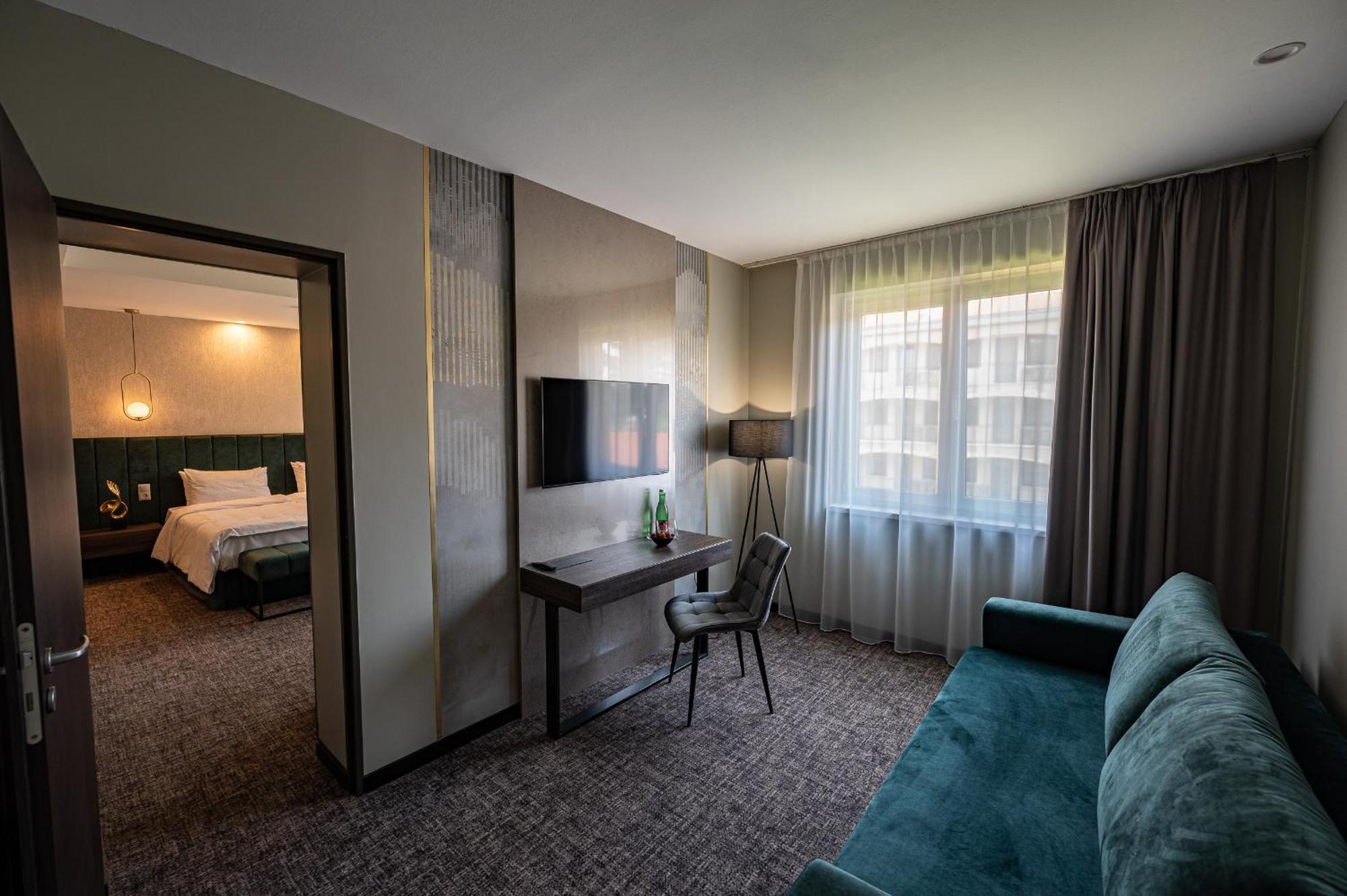 Hotel Azur Premium Siófok Extérieur photo