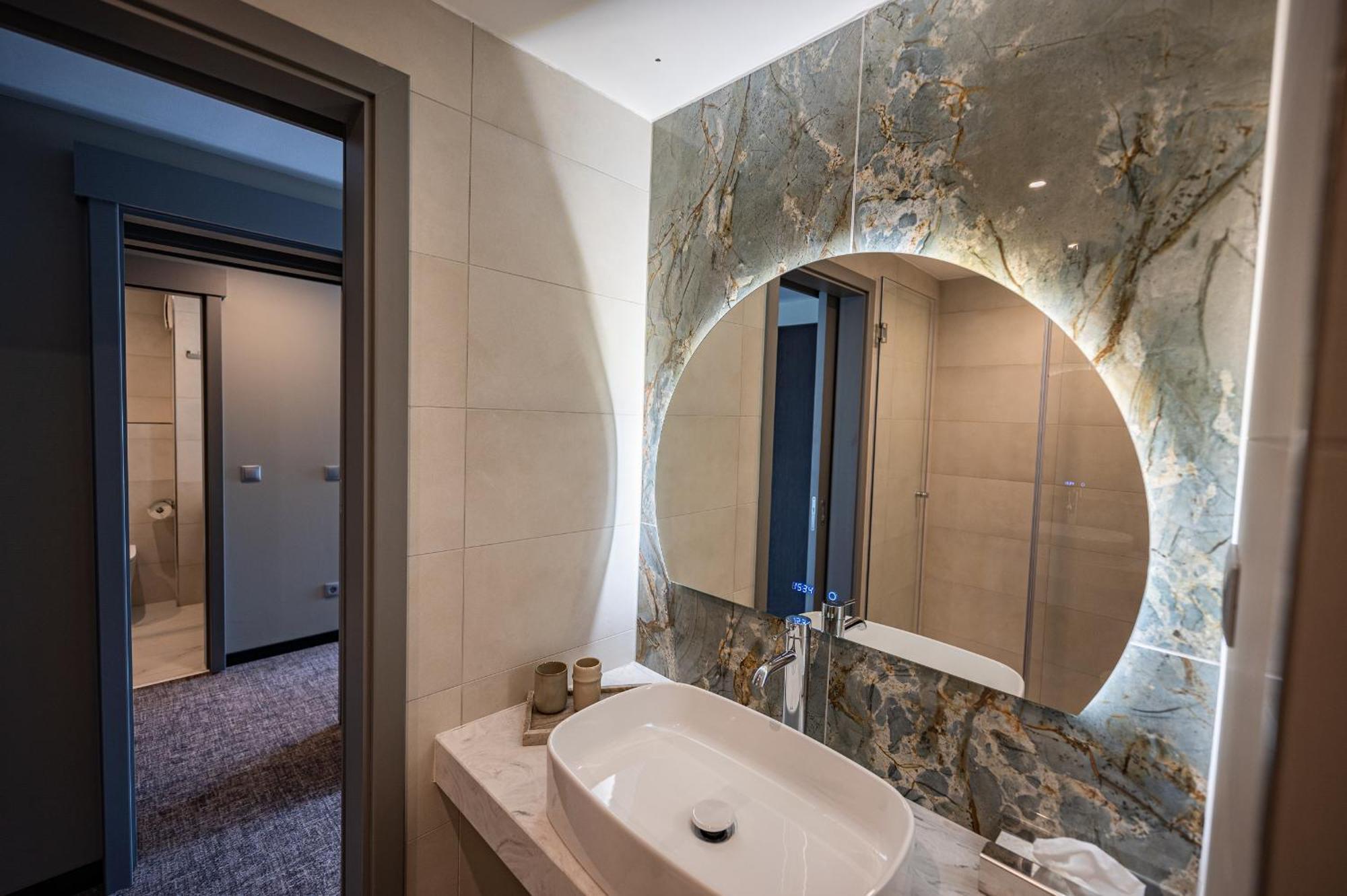 Hotel Azur Premium Siófok Extérieur photo