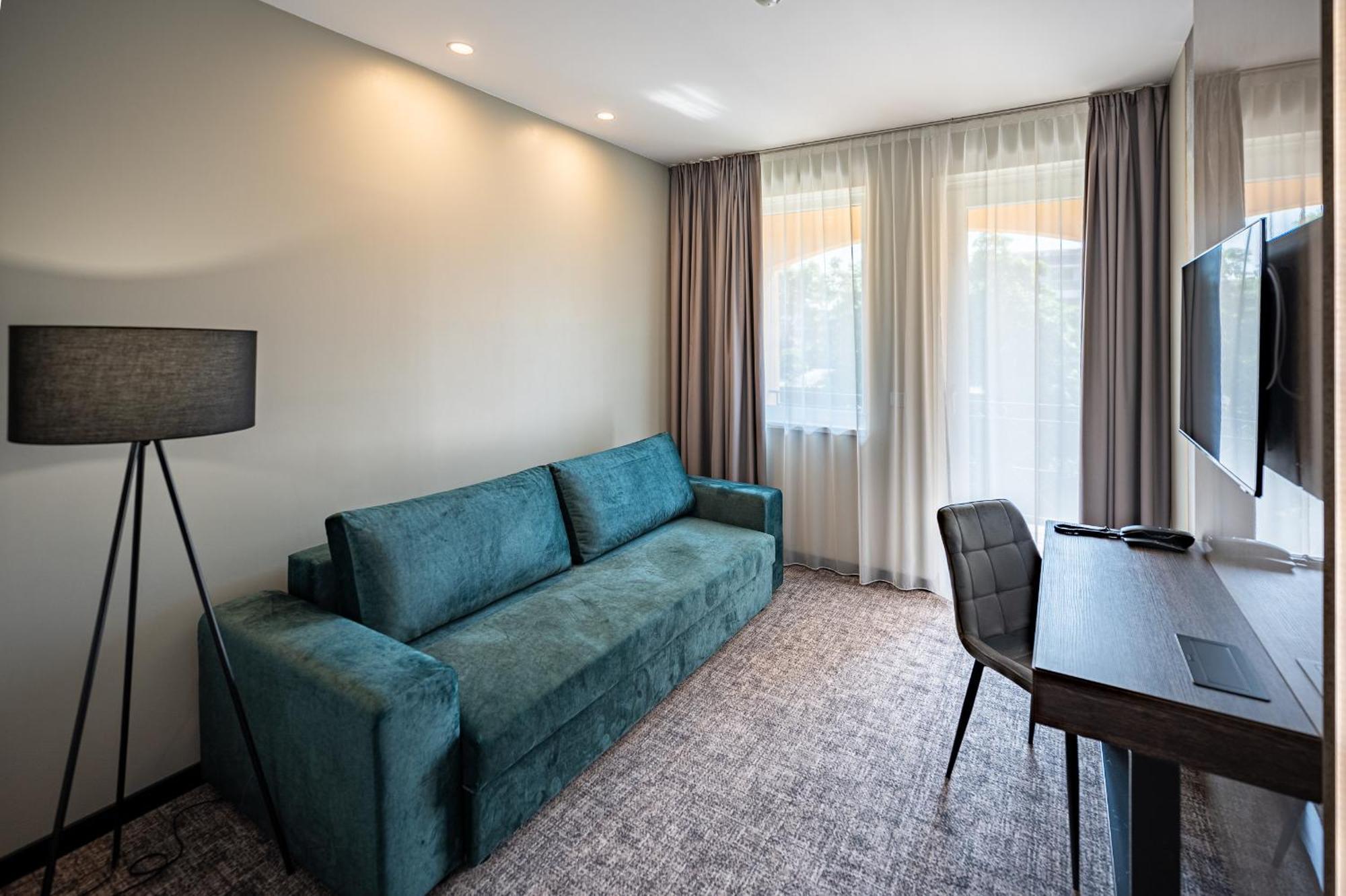Hotel Azur Premium Siófok Extérieur photo